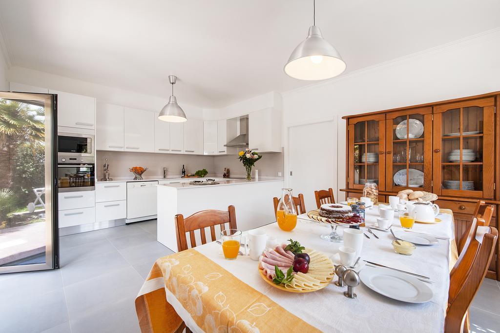 Beachouse - Surf, Bed & Breakfast Ericeira Exteriör bild