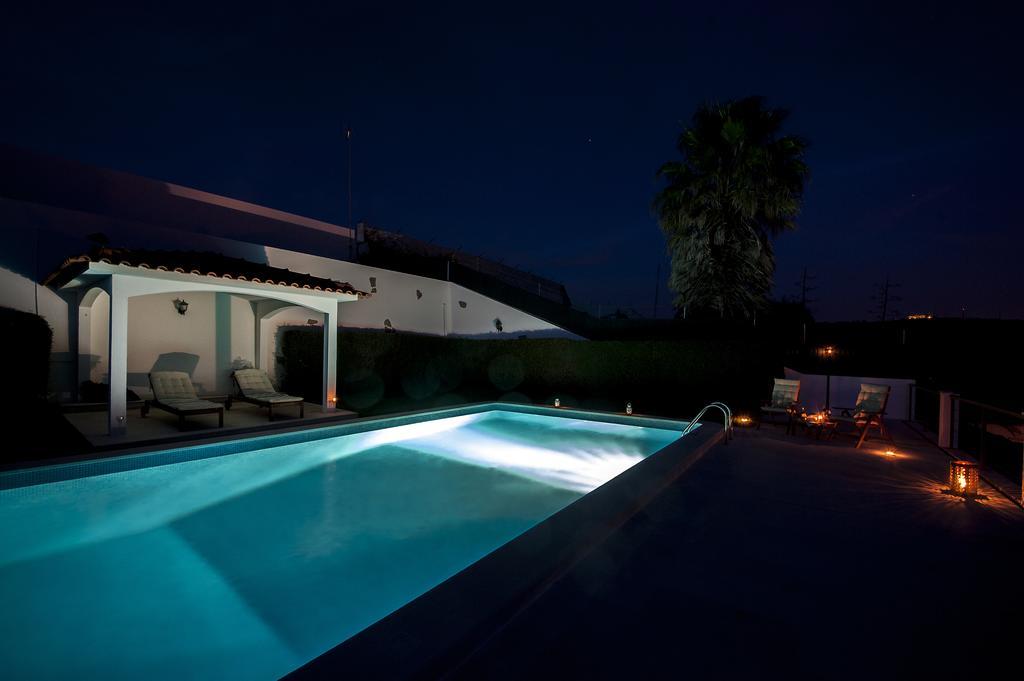 Beachouse - Surf, Bed & Breakfast Ericeira Exteriör bild